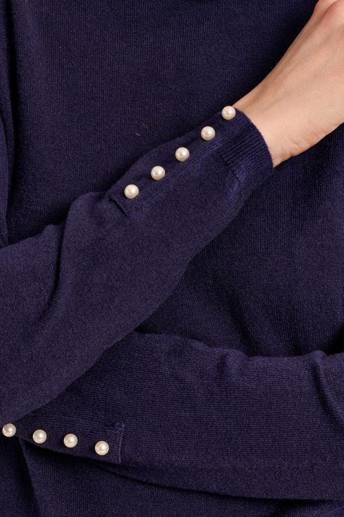 Fine knit top