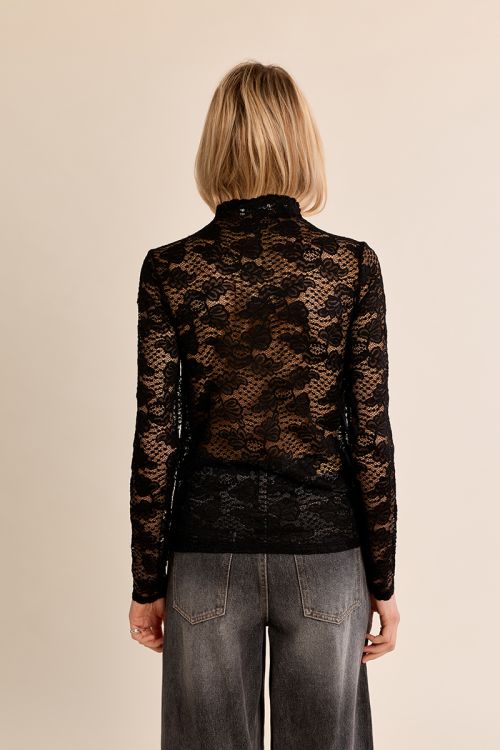 Lace undershirt