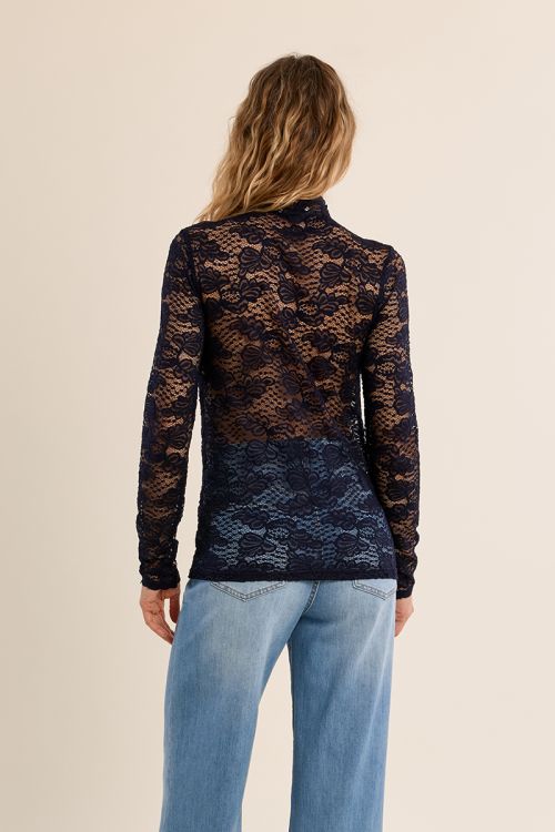 Lace undershirt