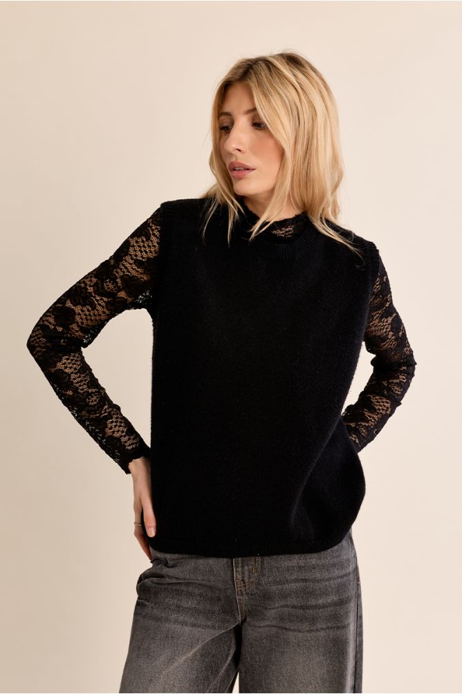 Sleeveless sweater, halter