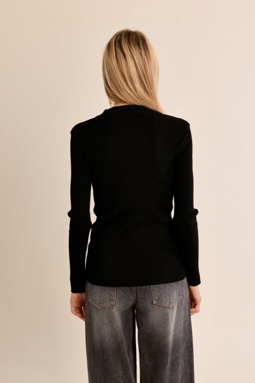 Ribbed knit sweater with opening