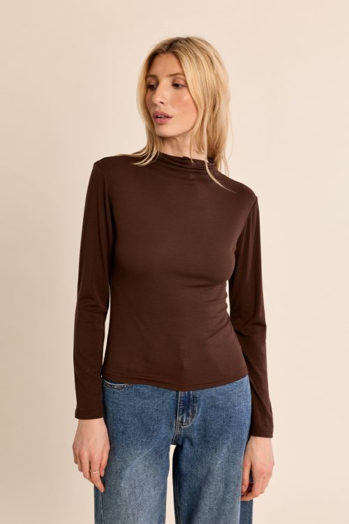 Thin undershirt