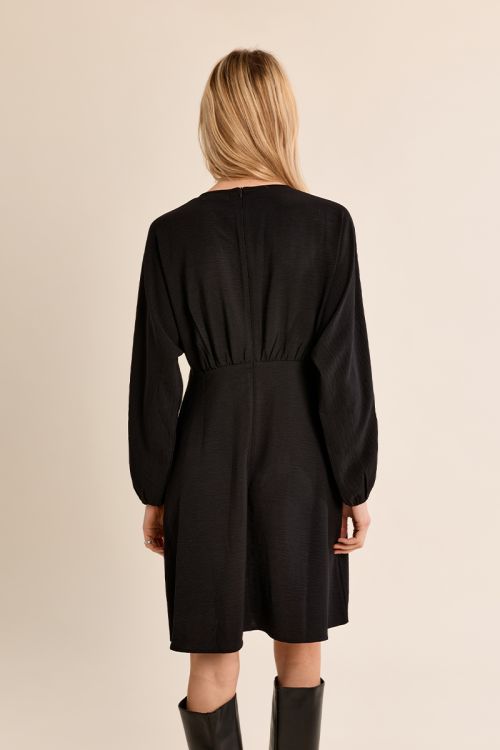 Vestido corto de manga larga obispo