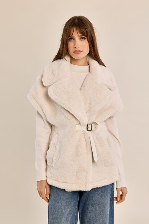 Veste ceintrée en fausse fourrure, sans manches