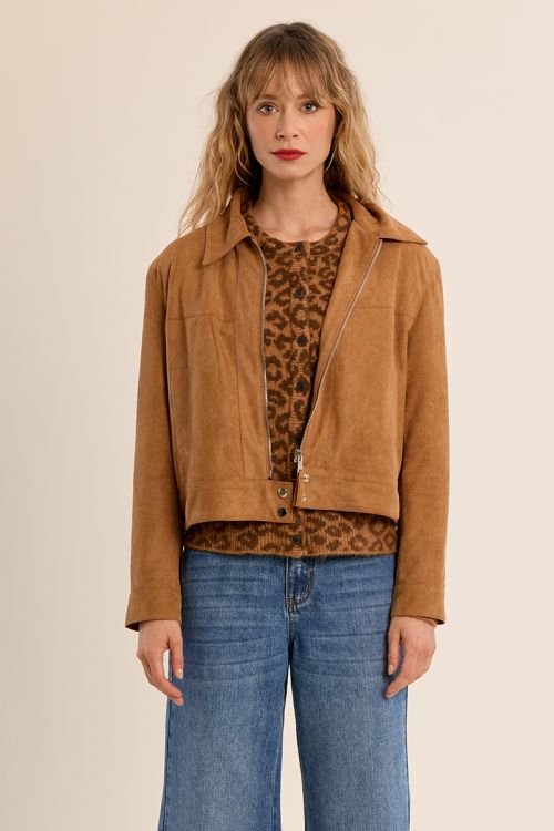 Short suede jacket, shirt collar