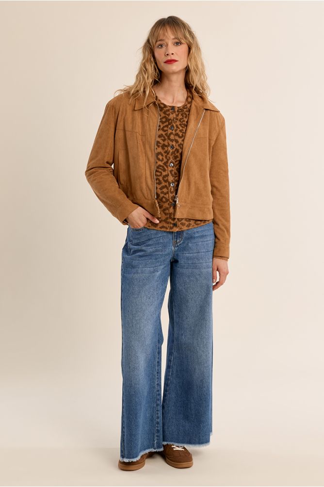 Short suede jacket, shirt collar