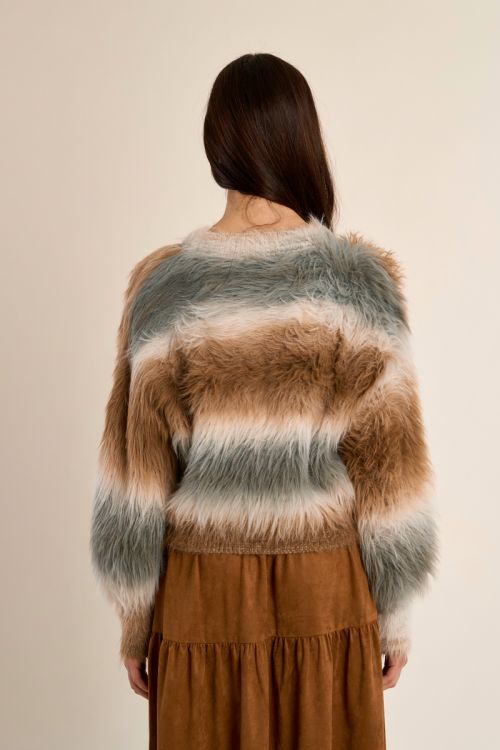 Pull rayé, duveteux