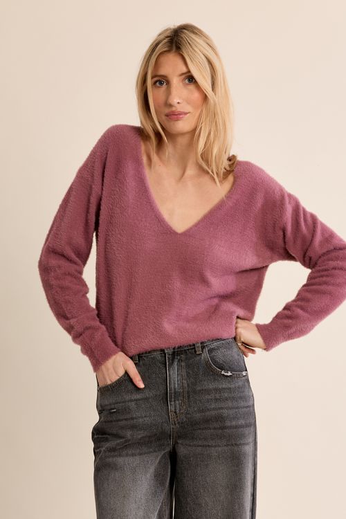 Pull duveteux, col V