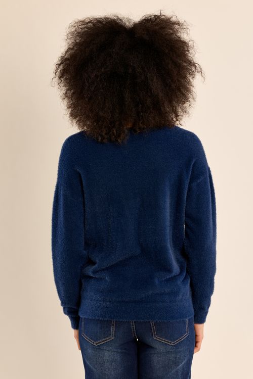 Fluffy sweater, V-neck