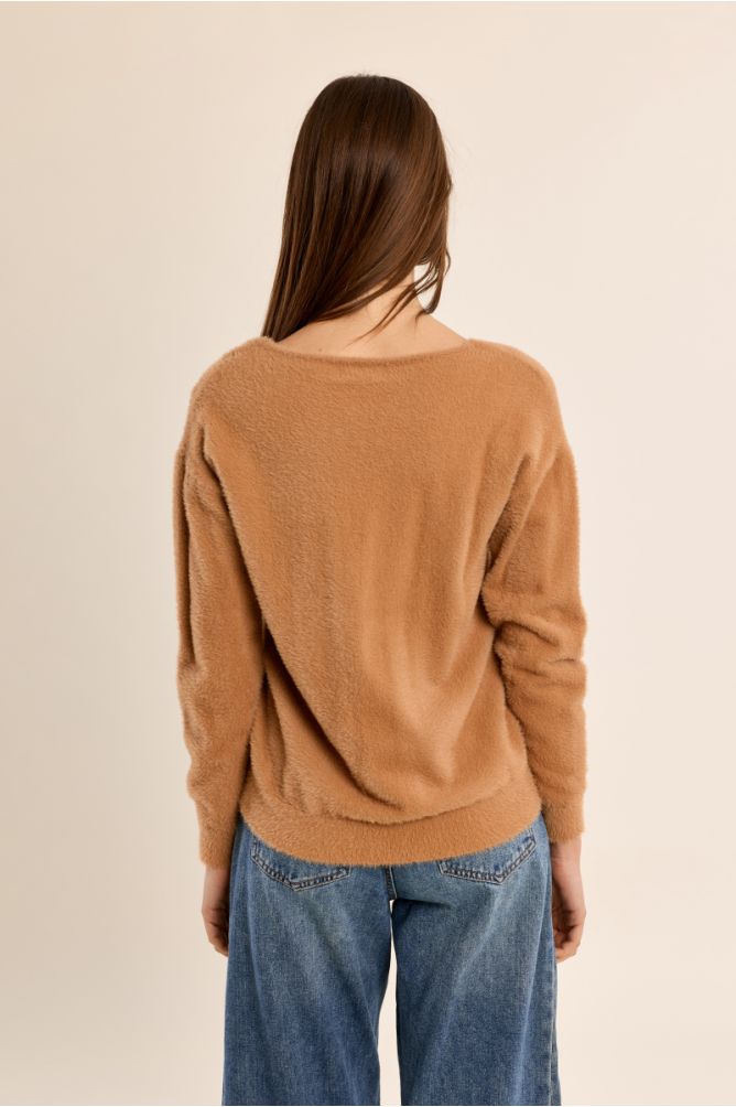 Fluffy sweater, V-neck
