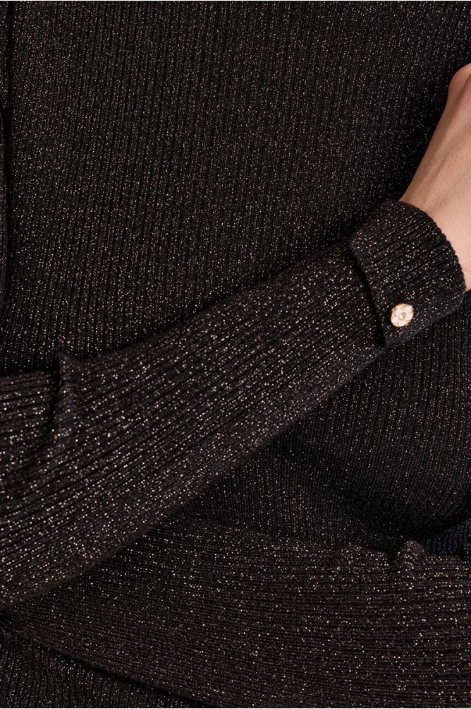 Ribbed turtleneck