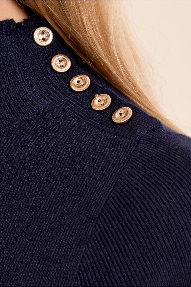 Turtleneck top, 3/4 sleeves