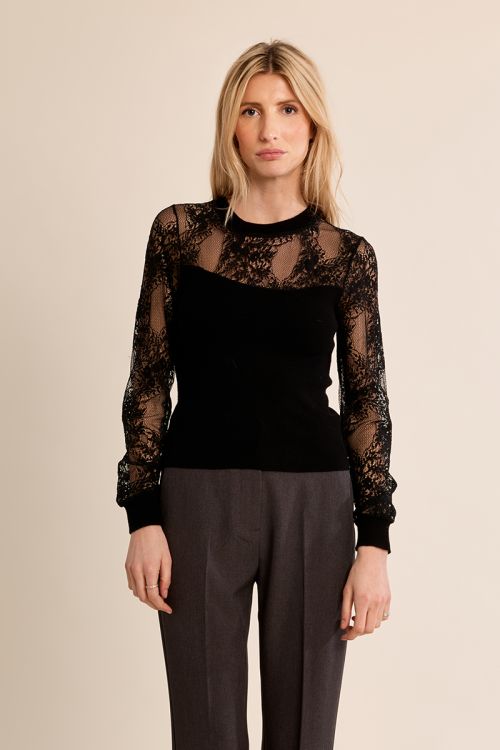 Fancy top in semi-transparency