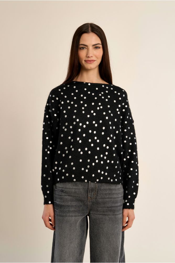 Boat neck sweater, polka dot pattern