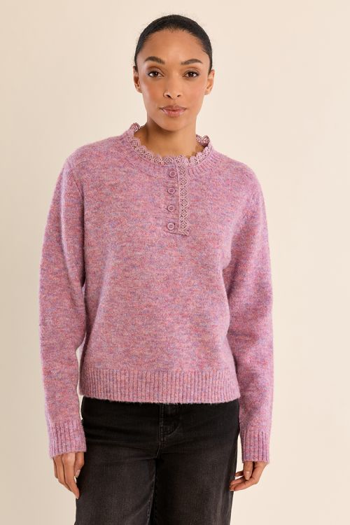 Knitted sweater, lace collar