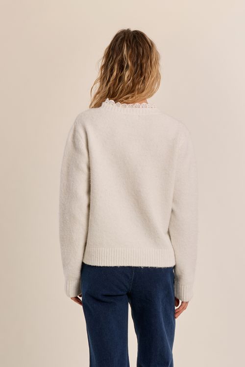 Pull en maille, col dentellé