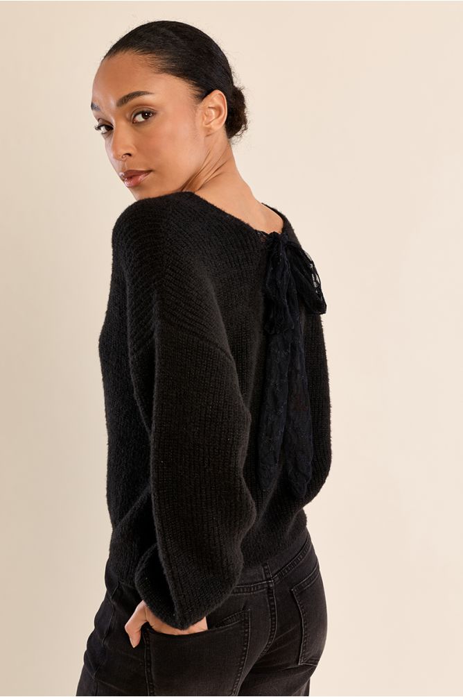 Bow detail sweater