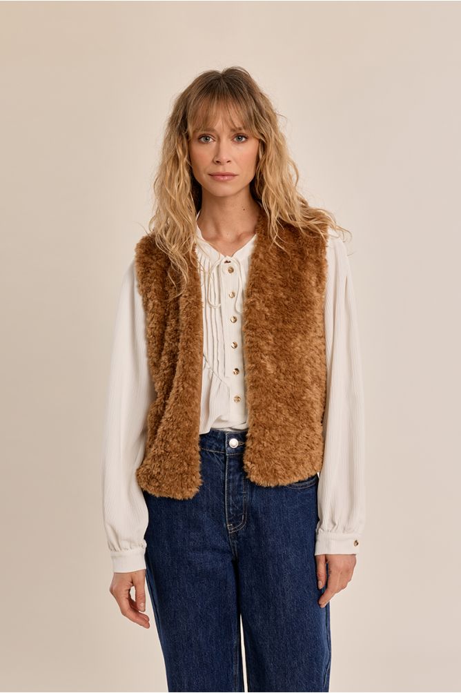 Imitation sheepskin sleeveless jacket