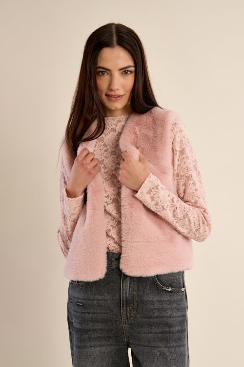 Sleeveless faux fur jacket