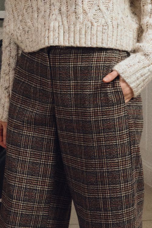 Plaid flared trousers