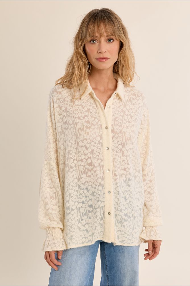 Chemise fleurie ajourée
