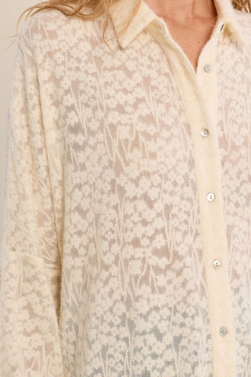 Chemise fleurie ajourée
