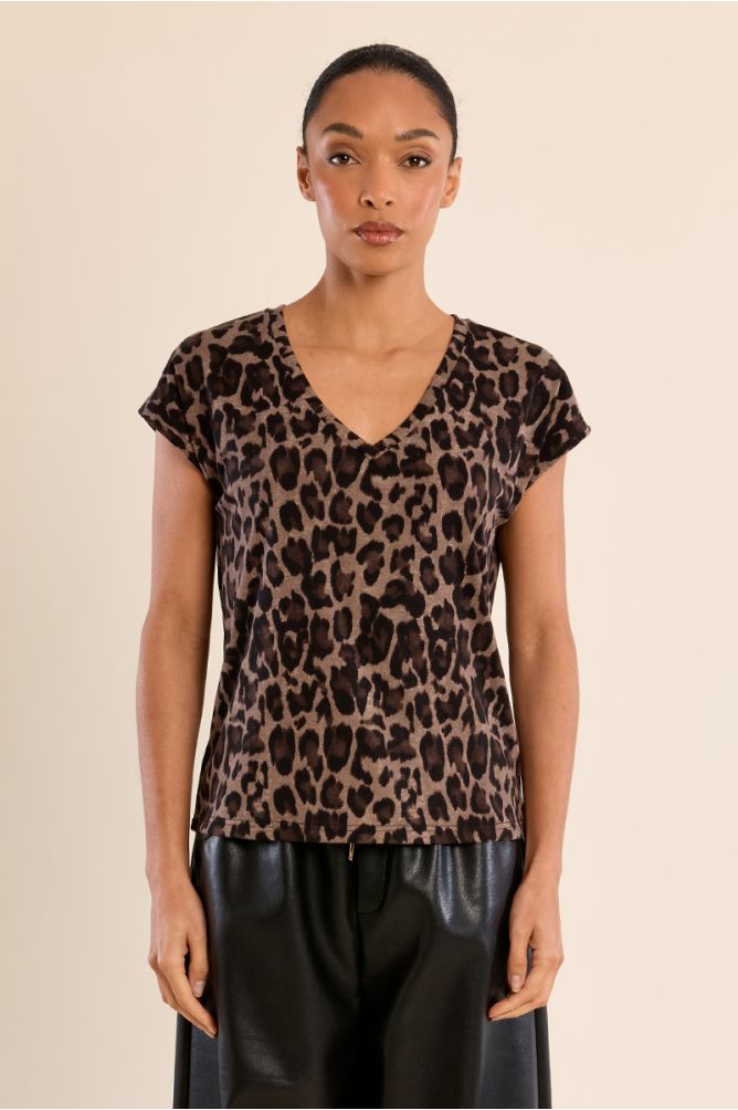 Leopard V-neck T-shirt