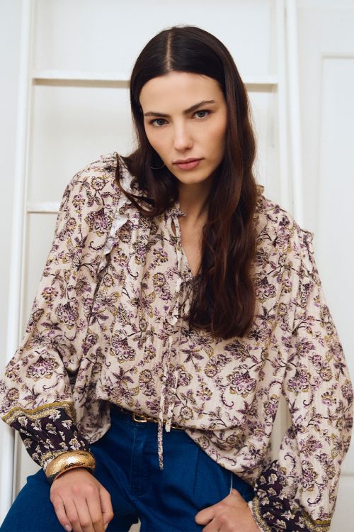 Blouse bohême, col à nouer