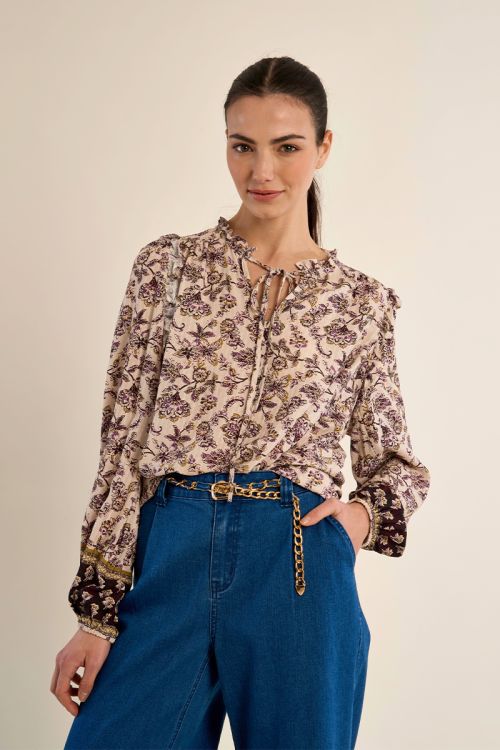 Blouse bohême, col à nouer