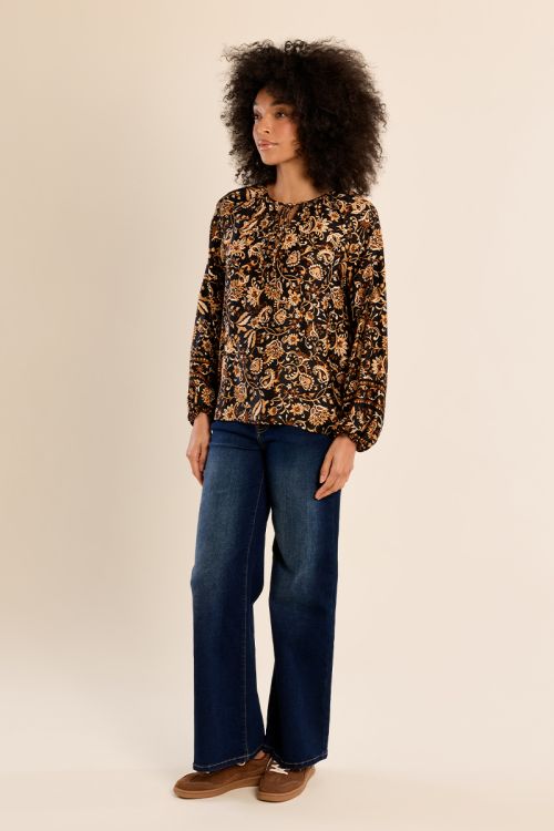 Bohemian print blouse to tie