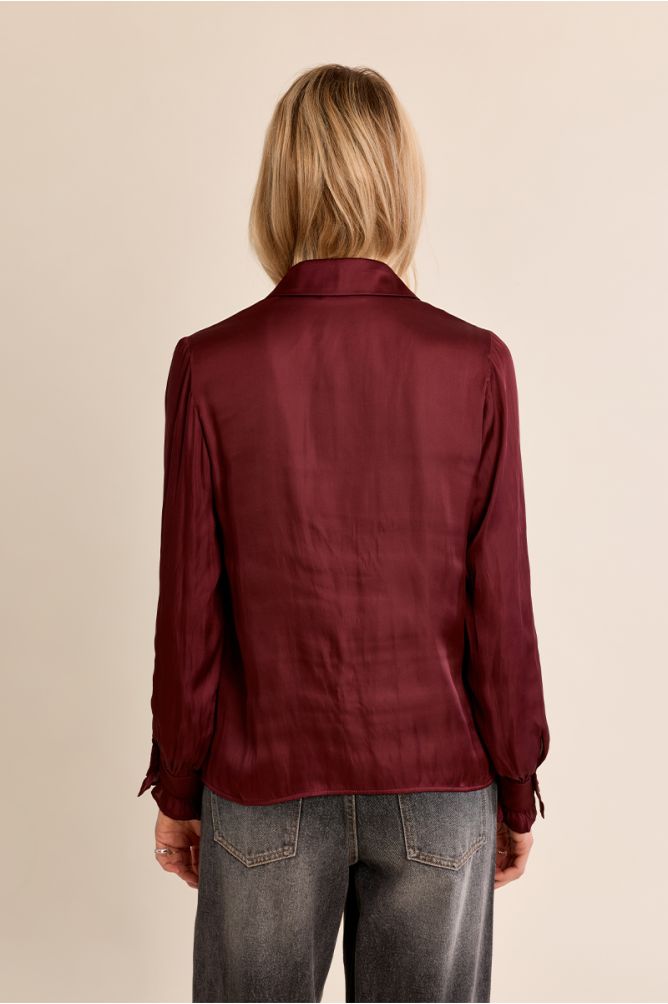 Chemise satinée crop
