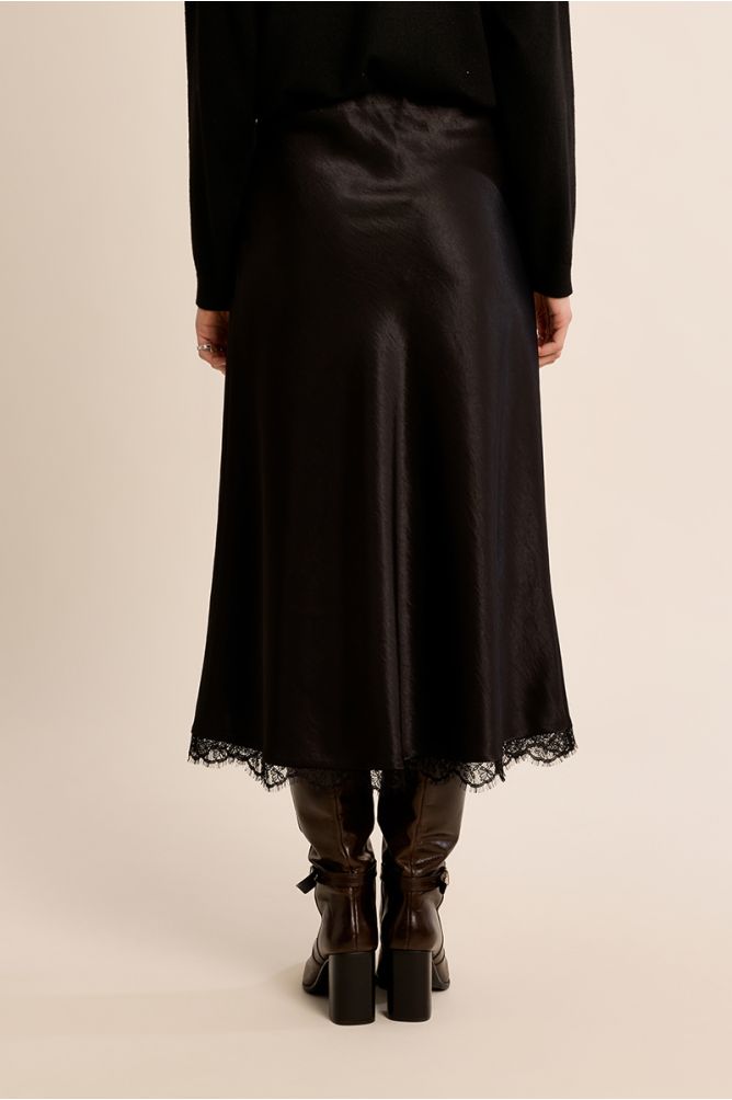 Satin skirt with lace finish