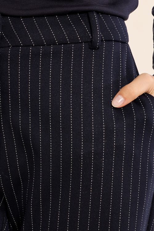 Pantalon tailleur droit, rayé