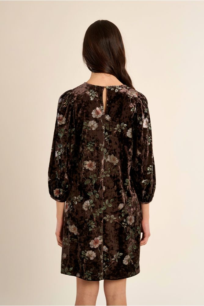 Vestido corto aterciopelado con estampado