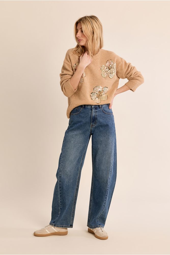 Pull en maille, fleurs en sequin