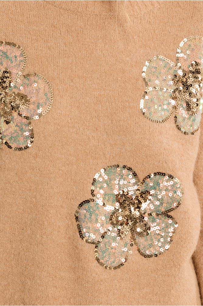 Knitted sweater, sequin flowers
