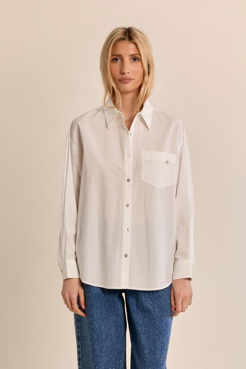 Chemise droite à trèfle brodé