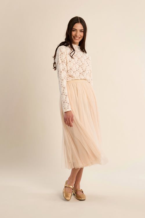 Top en dentelle semi-transparente