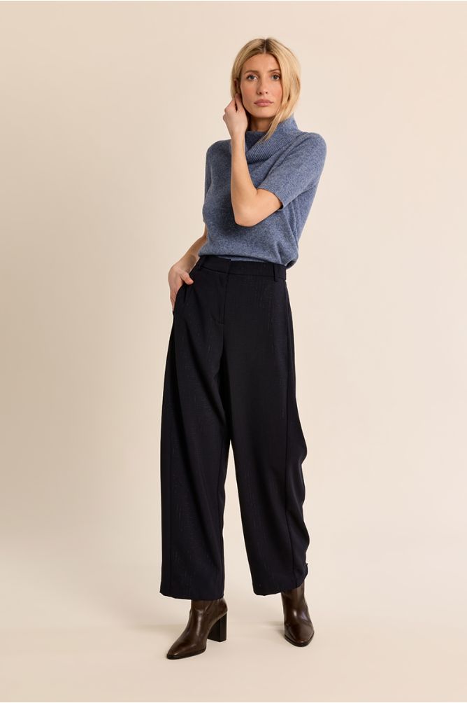 Pantalón largo estilo barrel