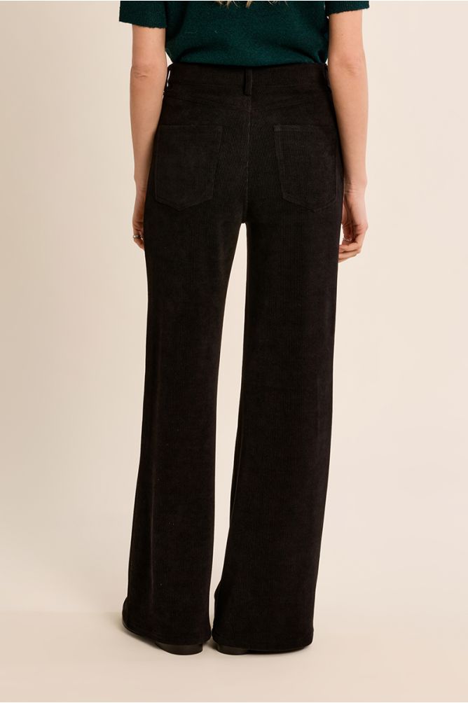 Pantalón largo acampanado