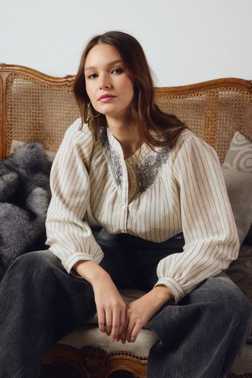 Striped blouse with Mandarin collar