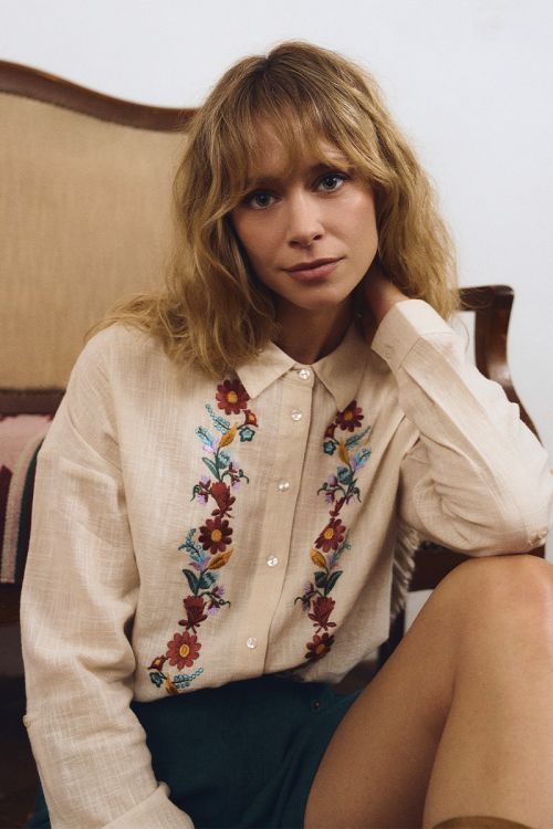 Cotton shirt, floral embroidery