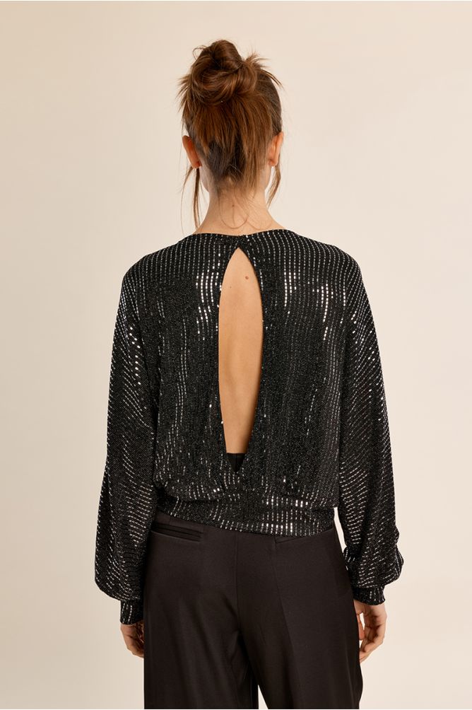 Long-sleeved top with rhinestones