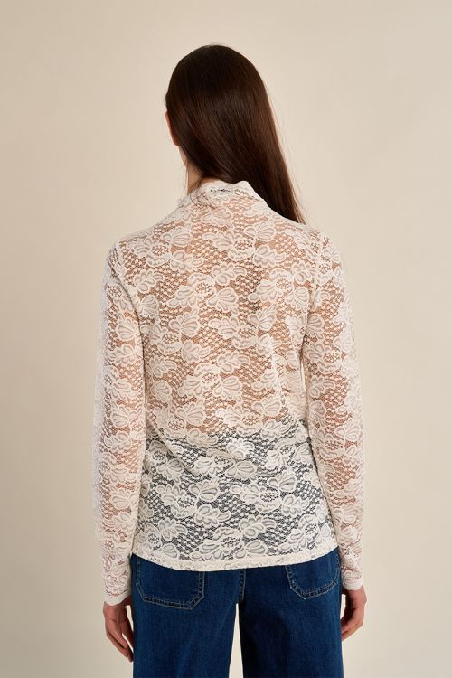 Lace undershirt