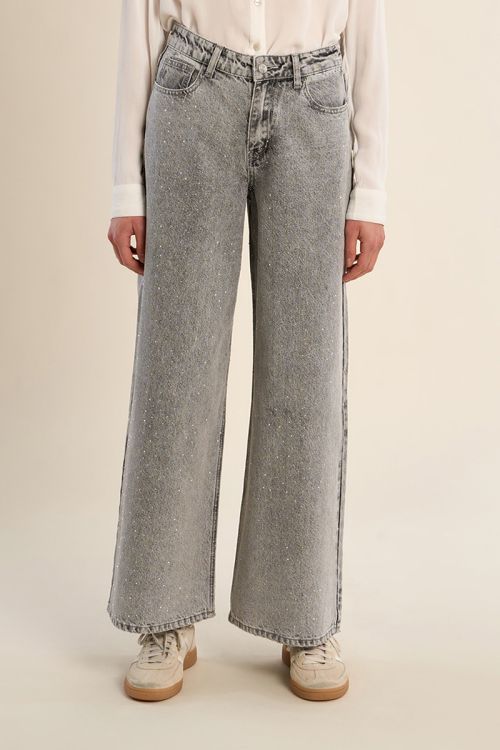 Pantalón vaquero detalle lunares