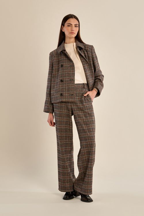 Short checked jacket