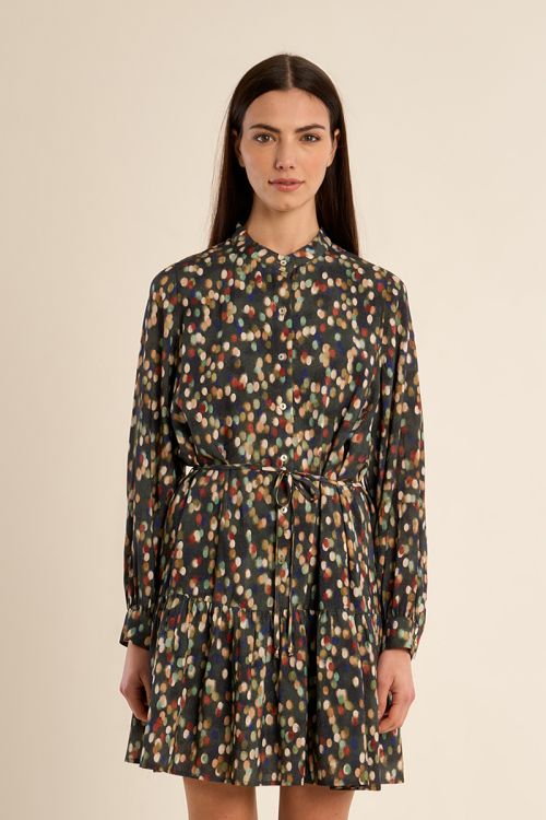 Vestido camisero con estampado y volantes