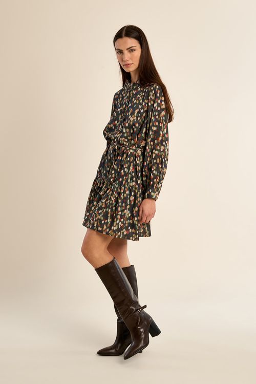 Vestido camisero con estampado y volantes