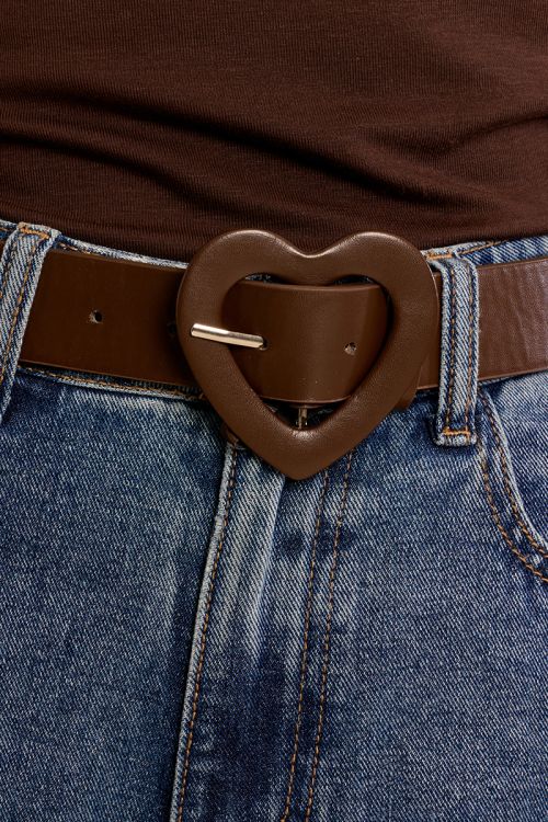 Ceinture avec boucle en cœur