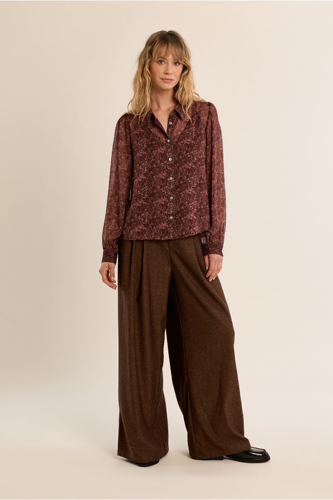 Chemise courte semi-transparente